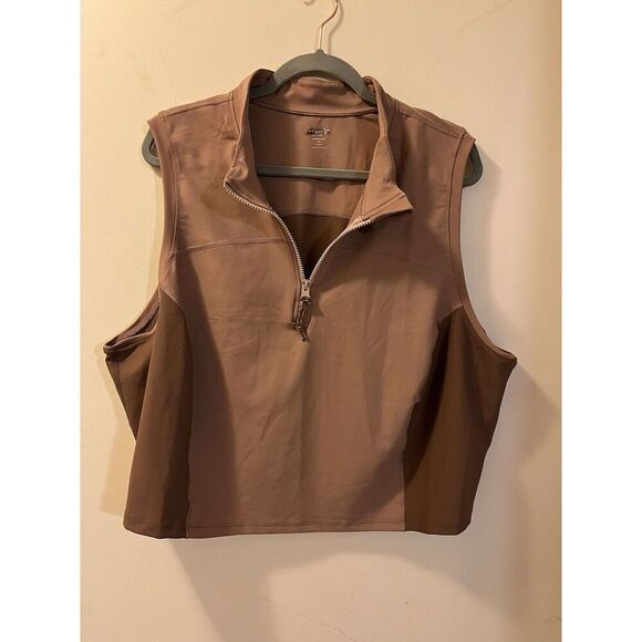 Women’s Old Navy Active Powersoft 4X Go-Dry Brown NWT - Picture 1 of 4